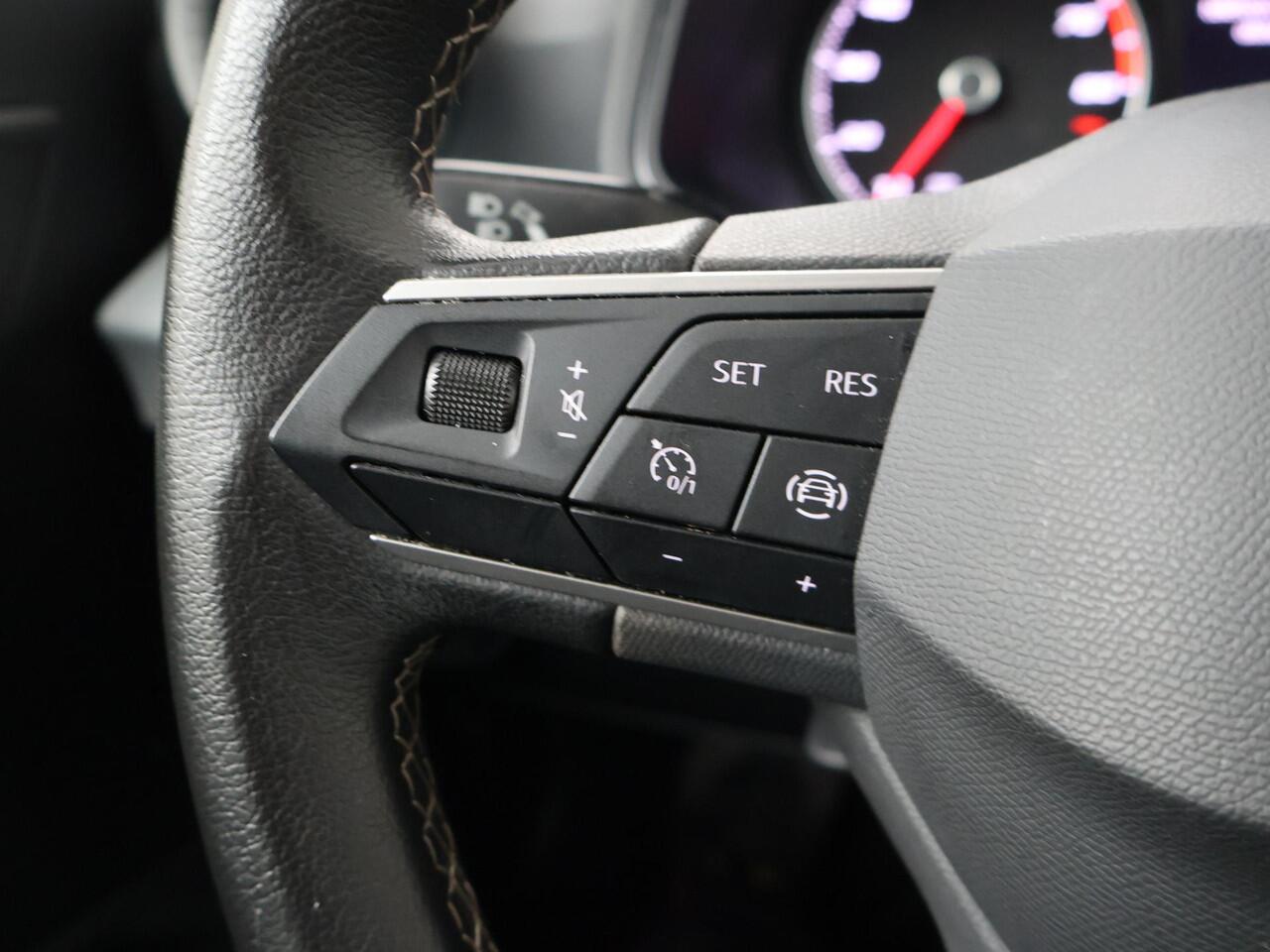 Seat IBIZA 1.0 EcoTSI Style | 95 PK | LED verlichting | Cruise control | Apple Carplay/Android Auto |