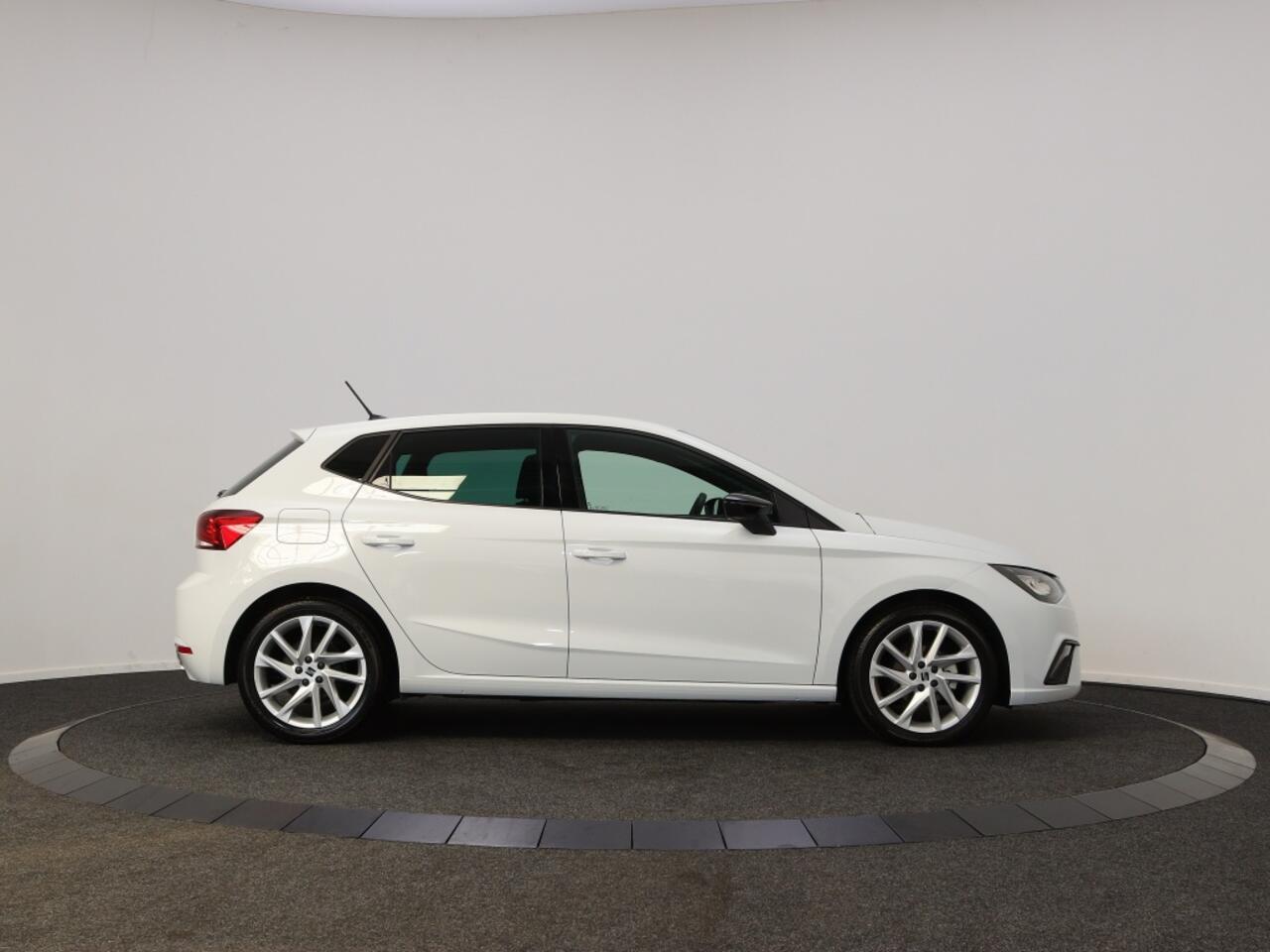 Seat IBIZA 1.0 EcoTSI FR | Private lease 399,- p.m. |