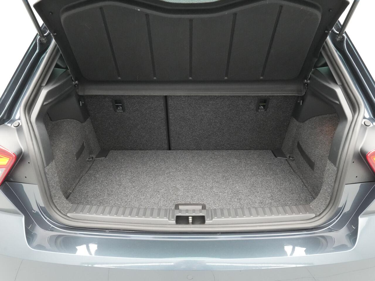 Seat IBIZA 1.0 TSI 95pk FR Business Intense Navigatie Camera Clima Carplay 129