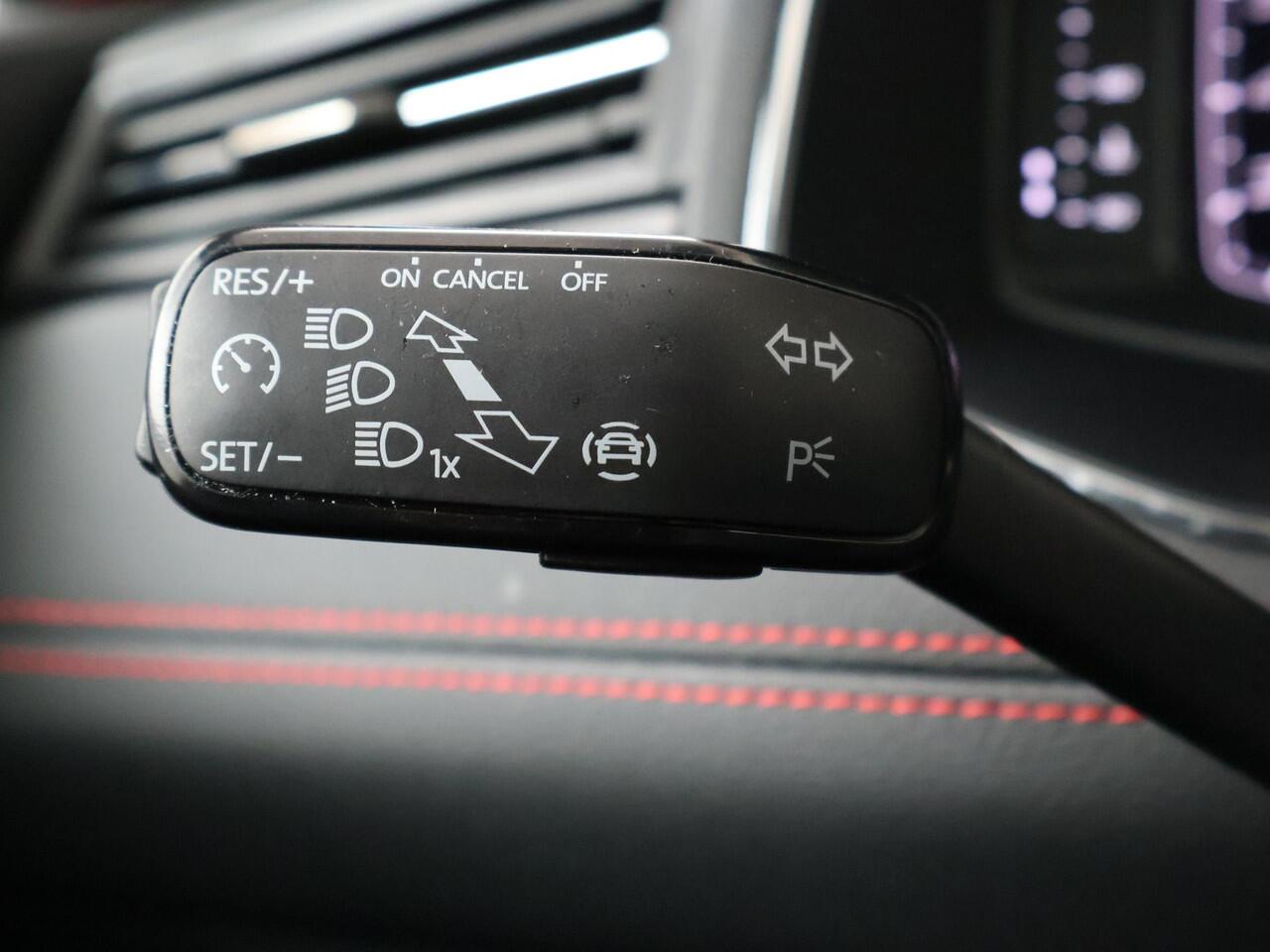 Seat IBIZA 1.0 TSI FR Business Intense Plus | 95 PK | Beats audio pack | 18" LM velgen Performance | Virtual cockpit | Achteruitrijcamera | Apple Carplay/Android Auto |