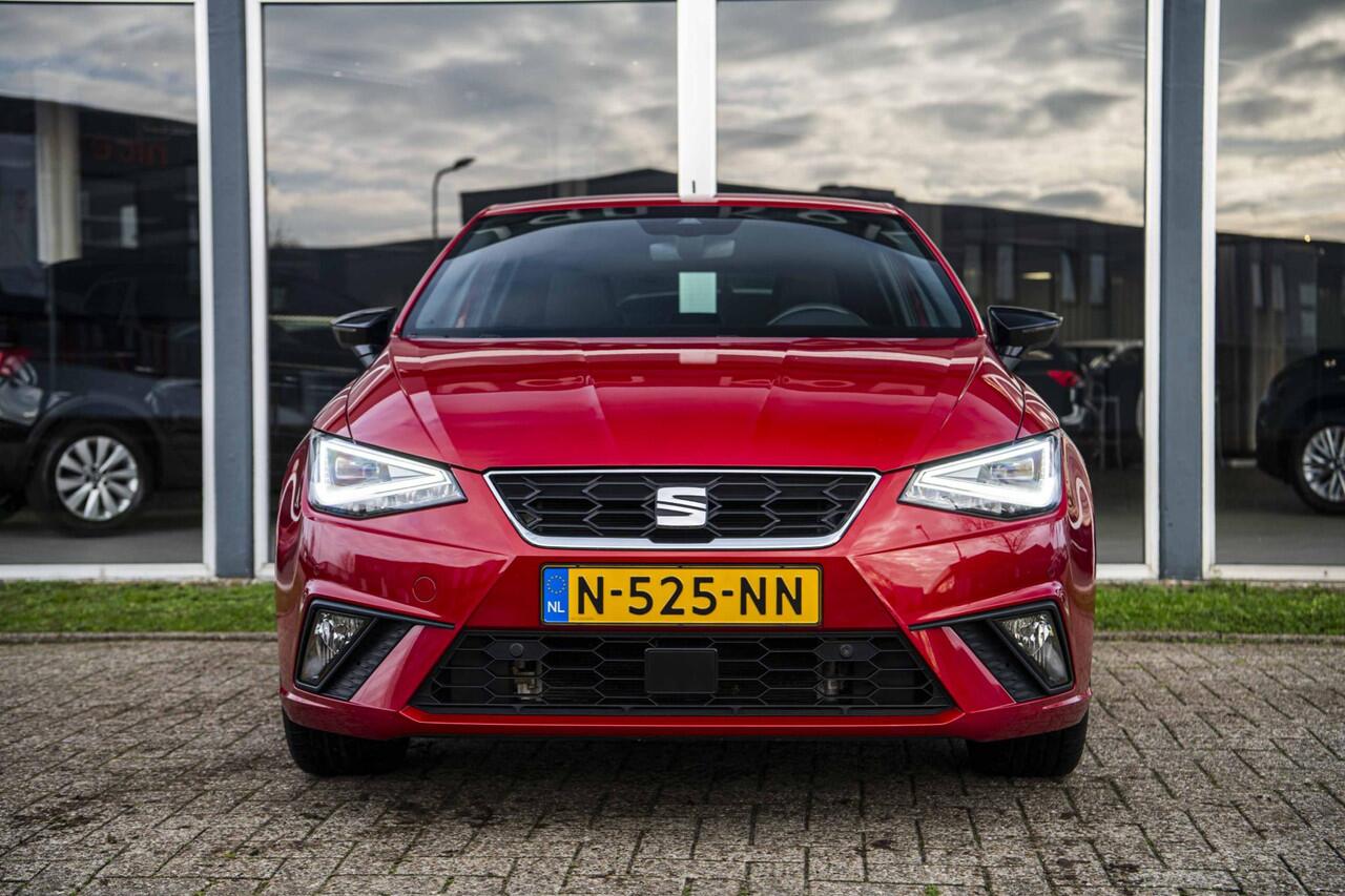 Seat IBIZA 1.0 TSi 95 pk FR Business Intense | Alcantara | Virtual Cockpit | Camera | Navigatie