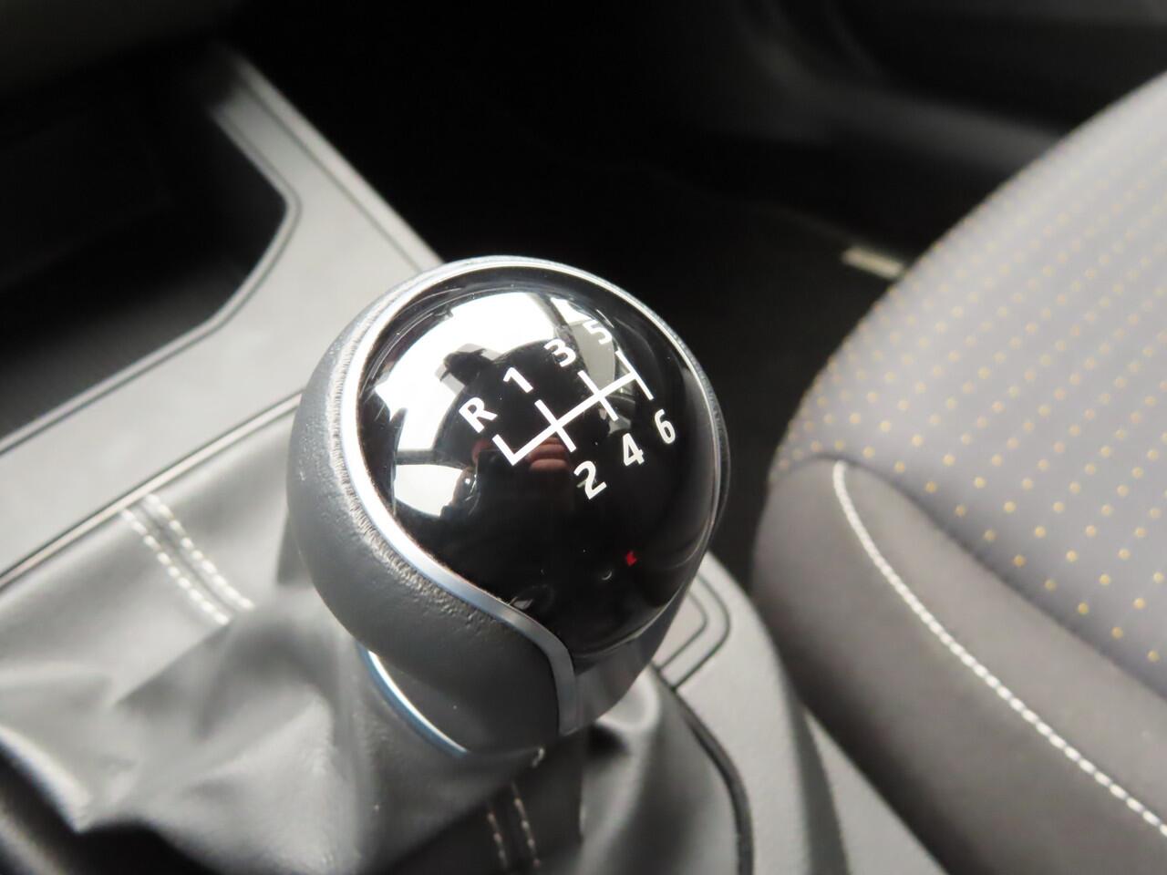 Seat IBIZA 1.0 EcoTSI 115pk | full led | camera | parkeersensoren voor + achter | adaptive cruise