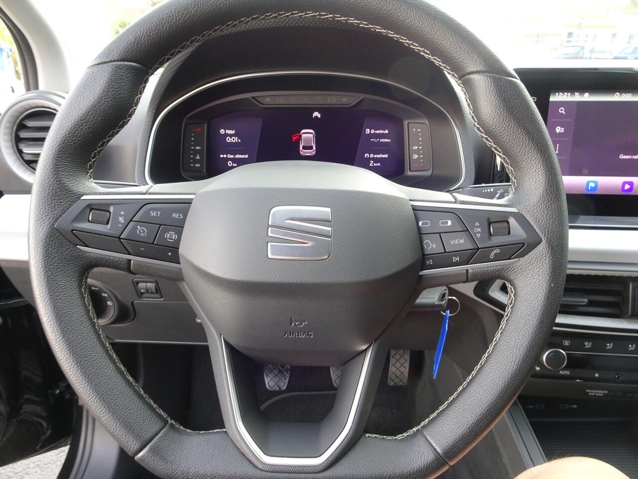 Seat IBIZA 1.0 EcoTSI Style Business Intense Automatische airco, navigatie, cruise controle, parkeersensoren voor en achter, licht metalen velgen, enz. GEEN IMPORT