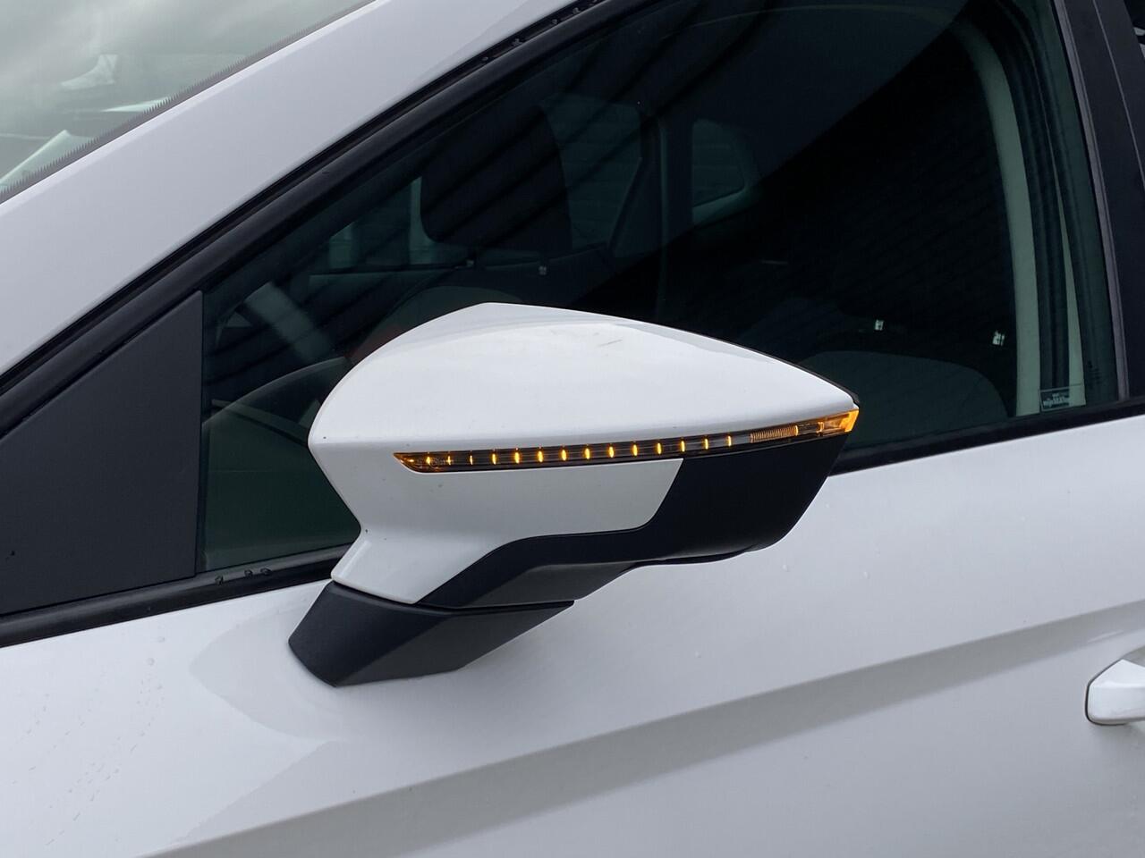 Seat IBIZA 1.0 TSI 95 pk Flex | 1e eigenaar | dealer onderh. | apple carplay | cruise control | navigatie | privacy glas | NL auto