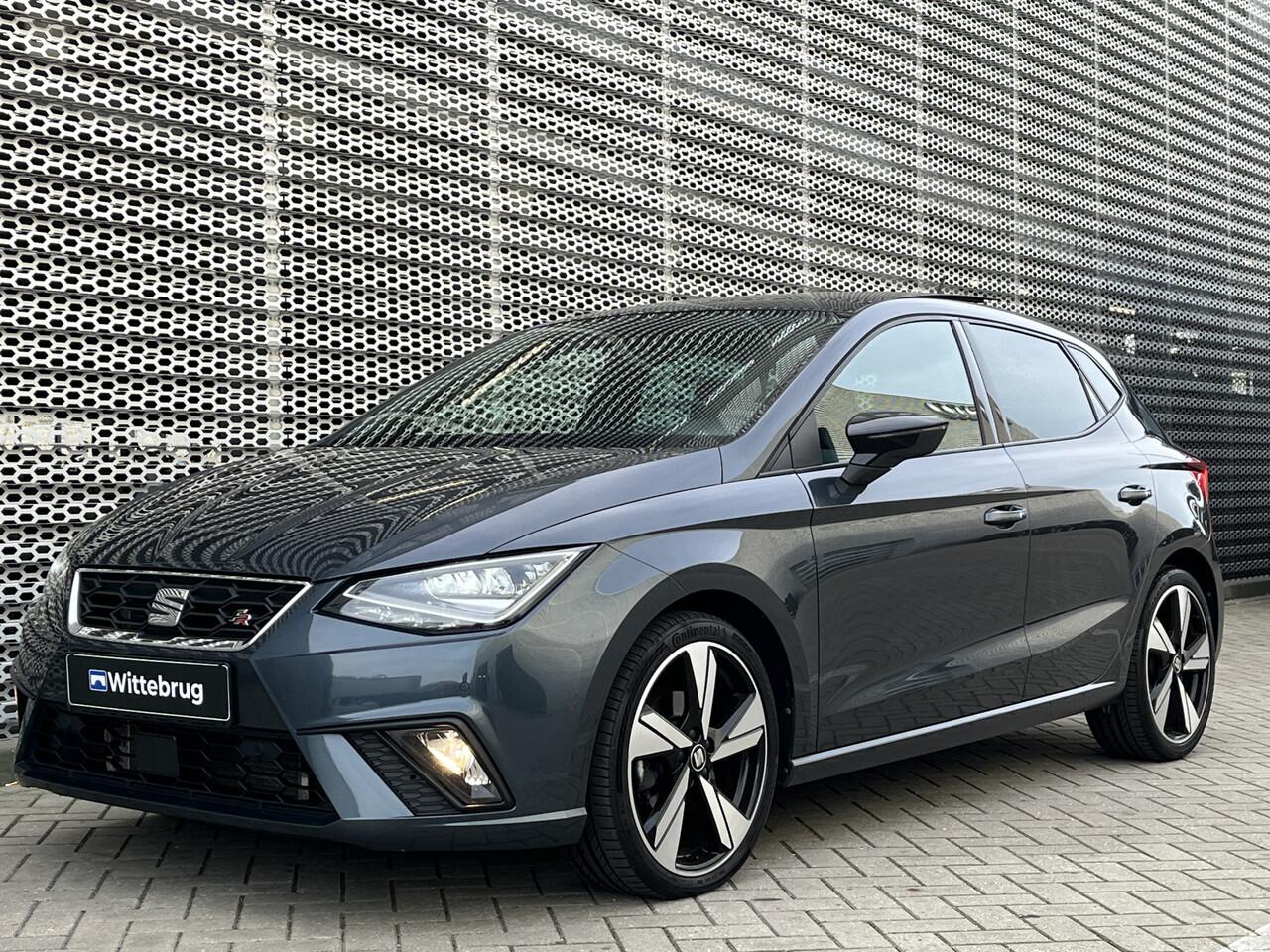 Seat IBIZA 1.0 TSI 110PK DSG FR / Panoramadak / Digitaal dashboard / LED / Adaptive Cruise Control / Achteruitrijcamera / Stoelverwarming / LMV "18/ P4