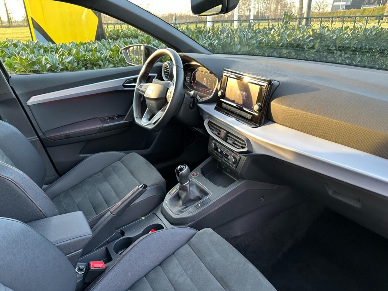 Seat IBIZA 1.0 TSI 70 kW FR Led / Keyless / ACC