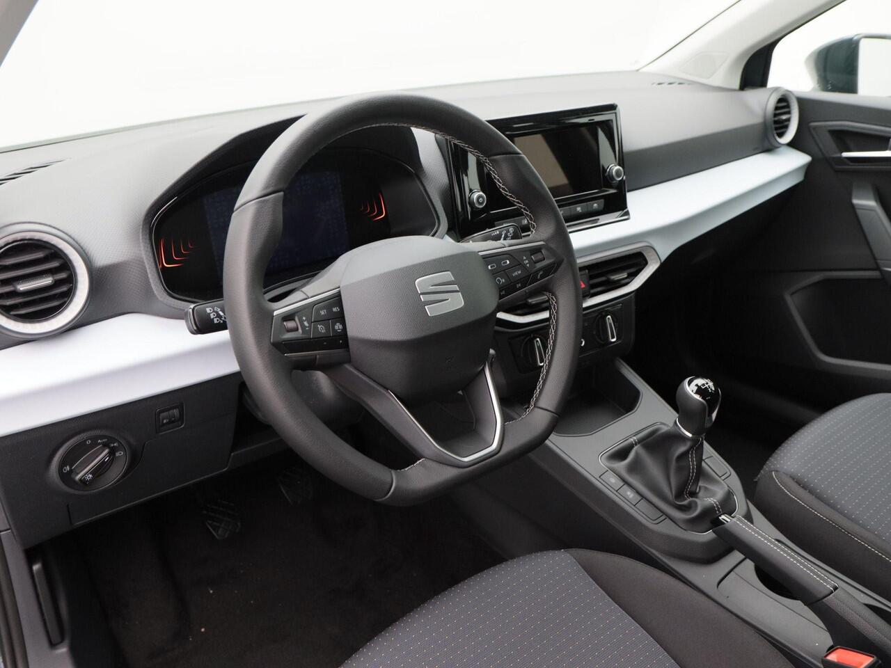 Seat IBIZA Style 1.0 TSI 95pk | Parkeersensoren | Cruise control | Airco | Apple carplay / Android auto