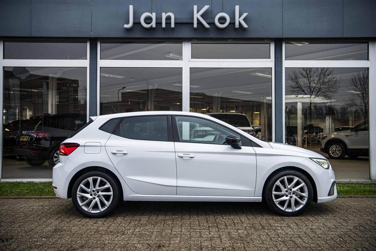 Seat IBIZA 1.0 TSi 95 pk FR | Signature LED | Parkeersensoren | Climatronic