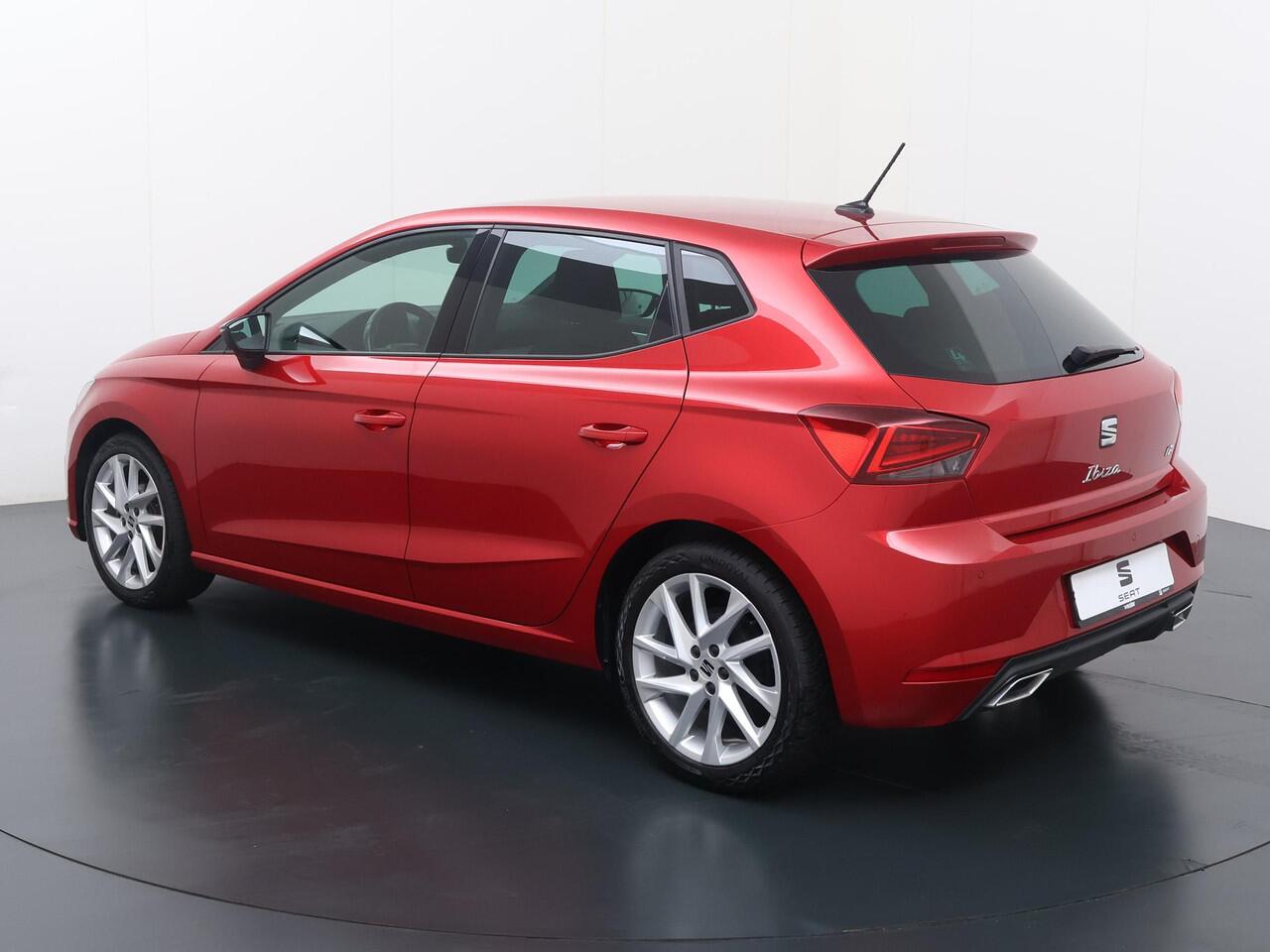 Seat IBIZA 1.0 EcoTSI FR | 95 PK | Cruise control | Climate control | Apple Carplay/Android Auto |