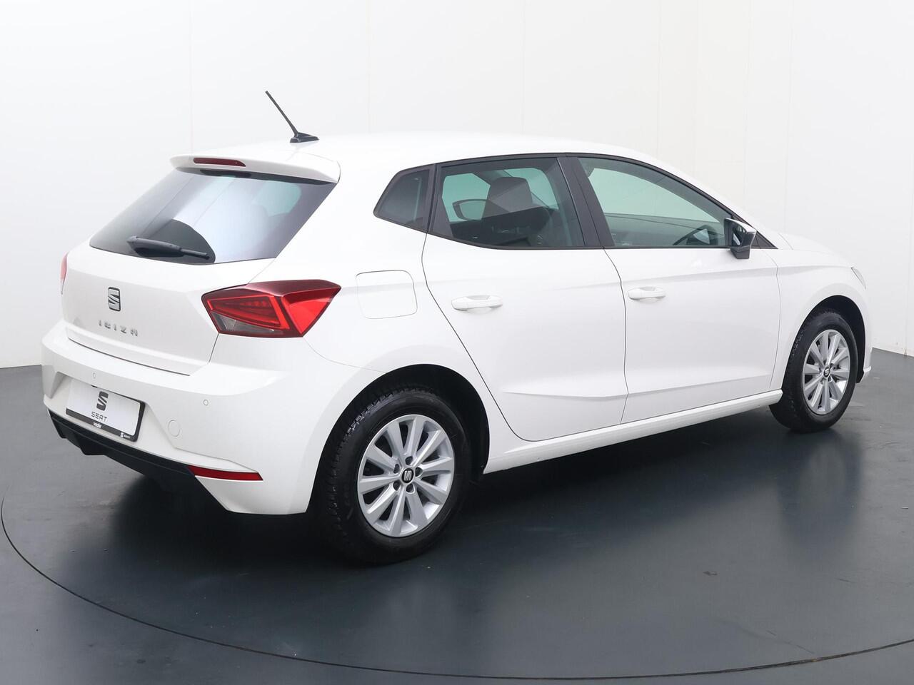 Seat IBIZA 1.0 TSI Flex | 95 PK | Cruise control | Climate control | Achteruitrijcamera | Apple Carplay/Android Auto |