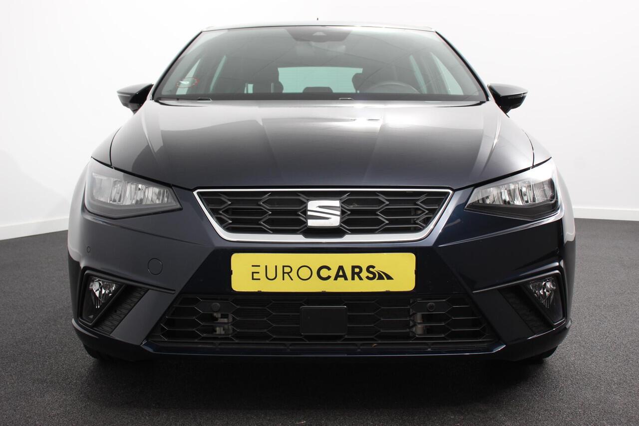 Seat IBIZA 1.0 TSI 110pk DSG FR | DEMO ! | Navigatie | Apple Carplay/Android Auto | Camera | Parkeersensoren | Adaptive cruise control | Keyless Entry/Start | Virtual Cockpit | Stoelverwarming | Ledverlichting | Getinte ramen