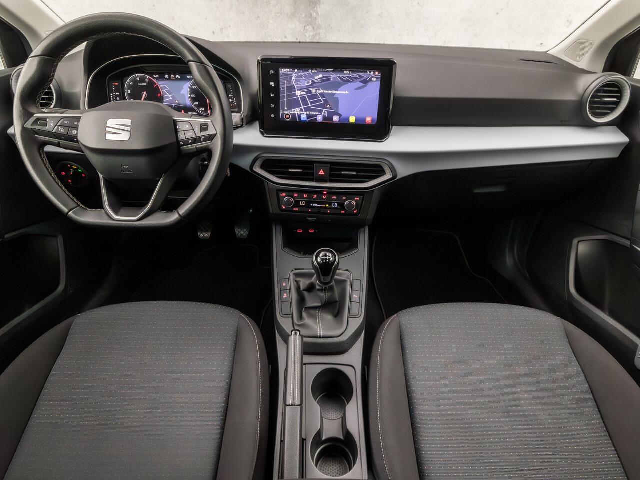 Seat IBIZA 1.0 TSI Intense Sport (VIRTUAL COCKPIT, APPLE CARPLAY, GROOT NAVI, CLIMATE, STOELVERWARMING, SPORTSTOELEN, LED KOPLAMPEN, GETINT GLAS, CRUISE, LM VELGEN, NIEUWSTAAT)