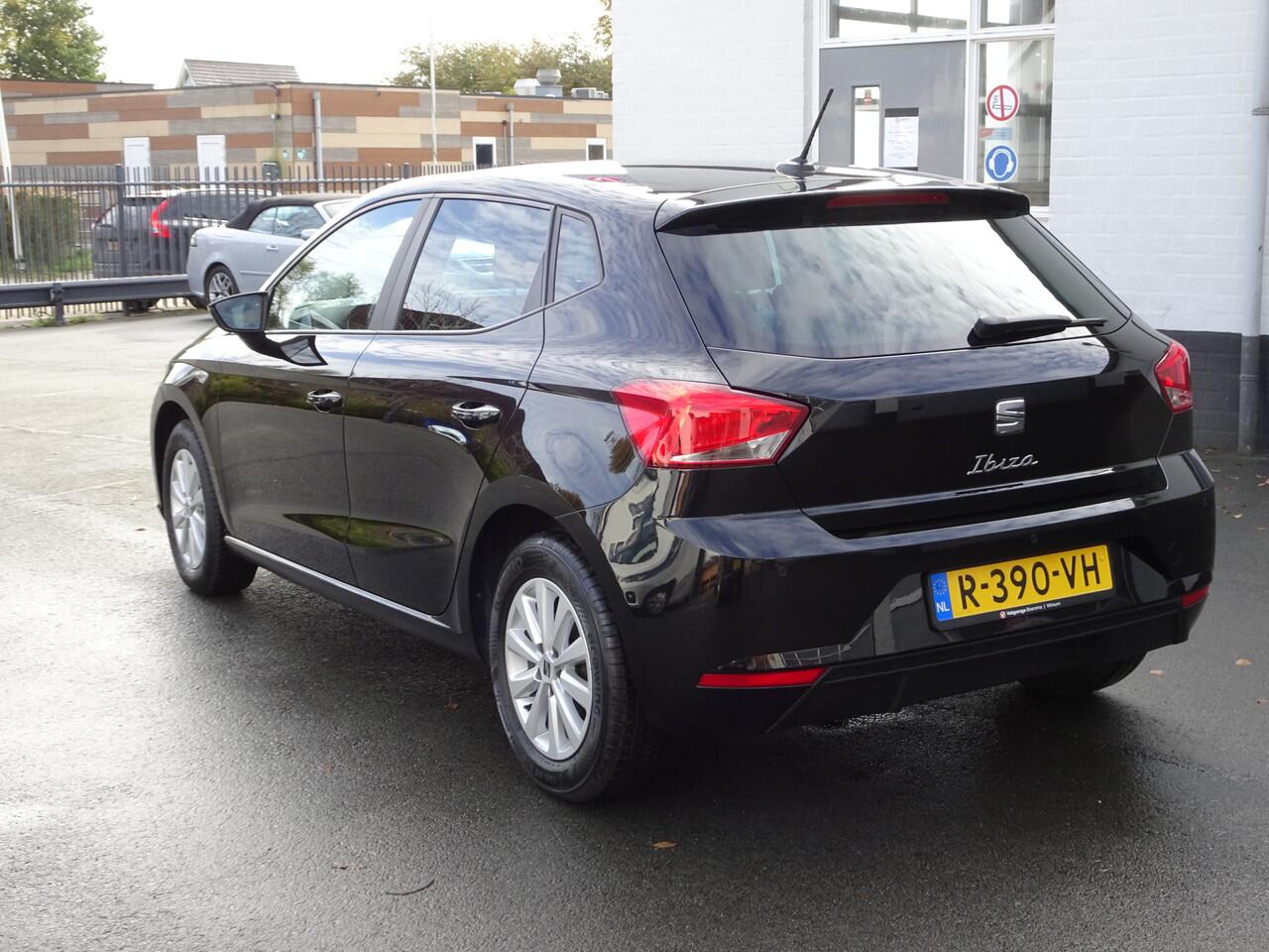 Seat IBIZA 1.0 EcoTSI Style Business Intense Automatische airco, navigatie, cruise controle, parkeersensoren voor en achter, licht metalen velgen, enz. GEEN IMPORT