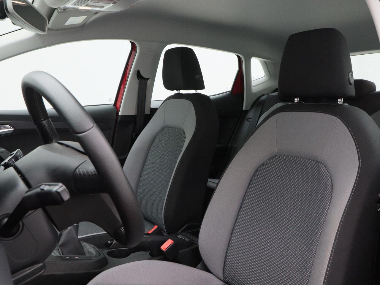 Seat IBIZA 1.0 TSi Style | Climate Controle | 15 Inch | CarPlay | Cruise Controle | Parkeersensoren | 60.042 Km!!