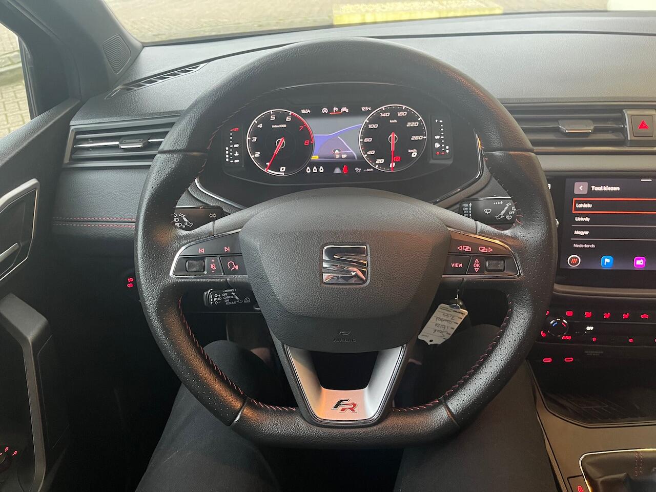Seat IBIZA 1.0 EcoTSI FR Black edition / Virtual cockpit / Suéde bekleding / 18'' LMV / Navigatie / Carplay