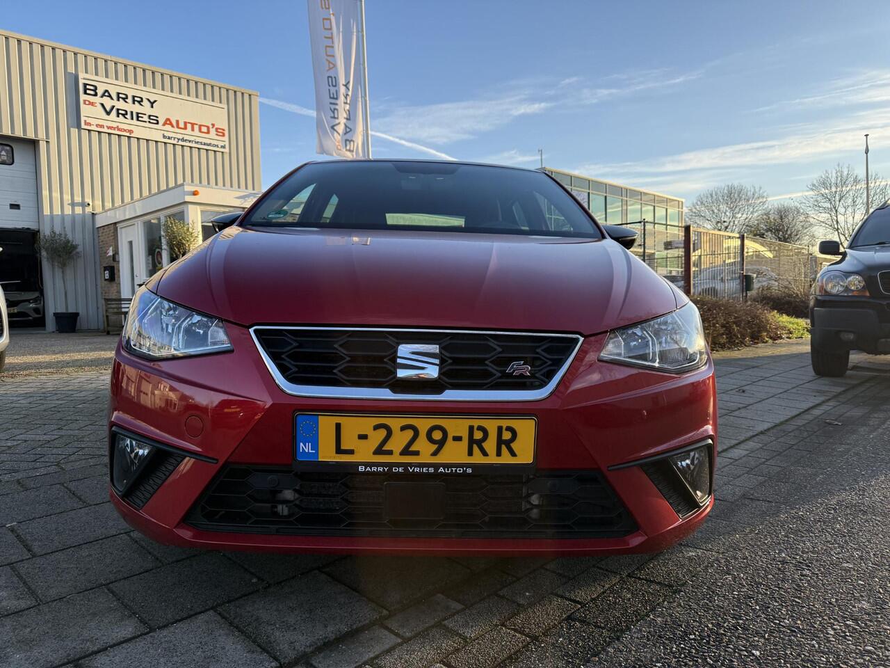Seat IBIZA 1.0 TSI FR Business Intense | Apple Carplay | Achteruitrijcamera | Cruise Control |