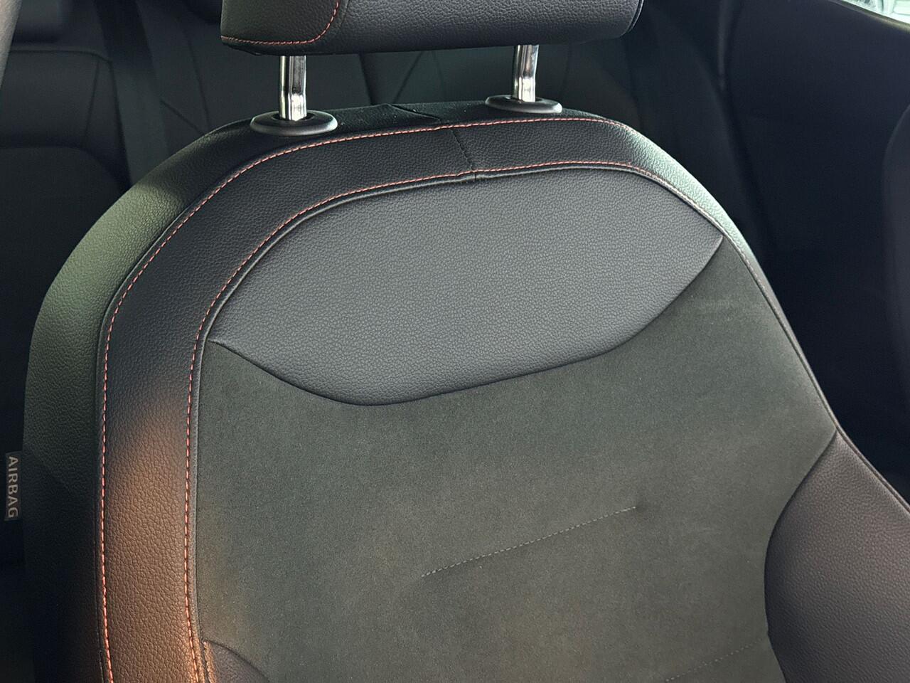 Seat IBIZA 1.0 95pk TSI FR | Apple CarPlay Android Auto | Parkeersensoren | Klimaaregeling | 17 inch lichtmetaal