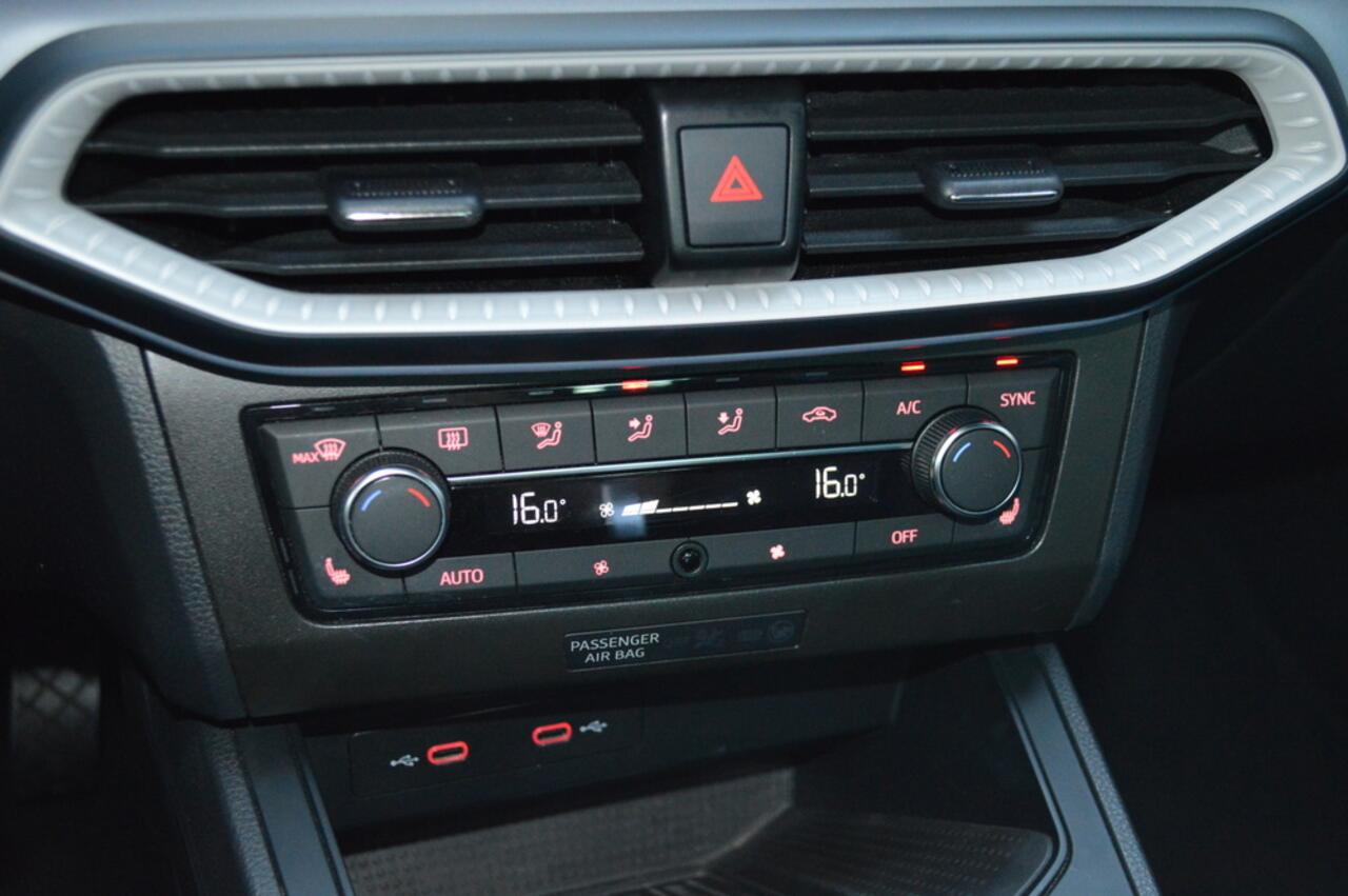 Seat IBIZA 1.0 EcoTSI FR DSG Led Virtual Acc Camera CarPlay Pdc