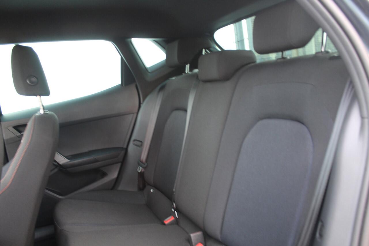Seat IBIZA 1.0 EcoTSI FR Business Connect Automaat Airco I stoel verwarming I Climate I adapt. cruise I AppleCarPlay/AndroidAuto I FR-pack I LED I