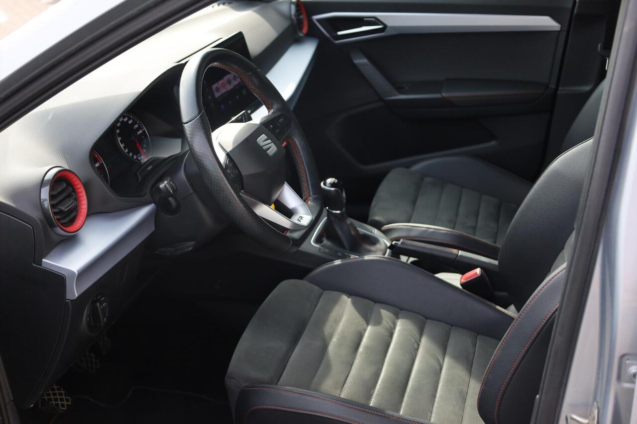 Seat IBIZA 1.0 EcoTSI FR navigatie grootbeeld leder alcantara cruise control FR FULL Led cruise control parkeersensoren multifunctioneel lederen stuurwiel dealer onderhouden