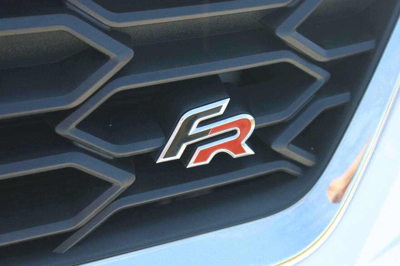 Seat IBIZA 1.0 EcoTSI FR Business Intense | Incl. 12 maanden garantie | Beats audio | Adaptieve cruise control | Climate control | Apple carplay/Android auto | DAB radio | Parkeercamera |