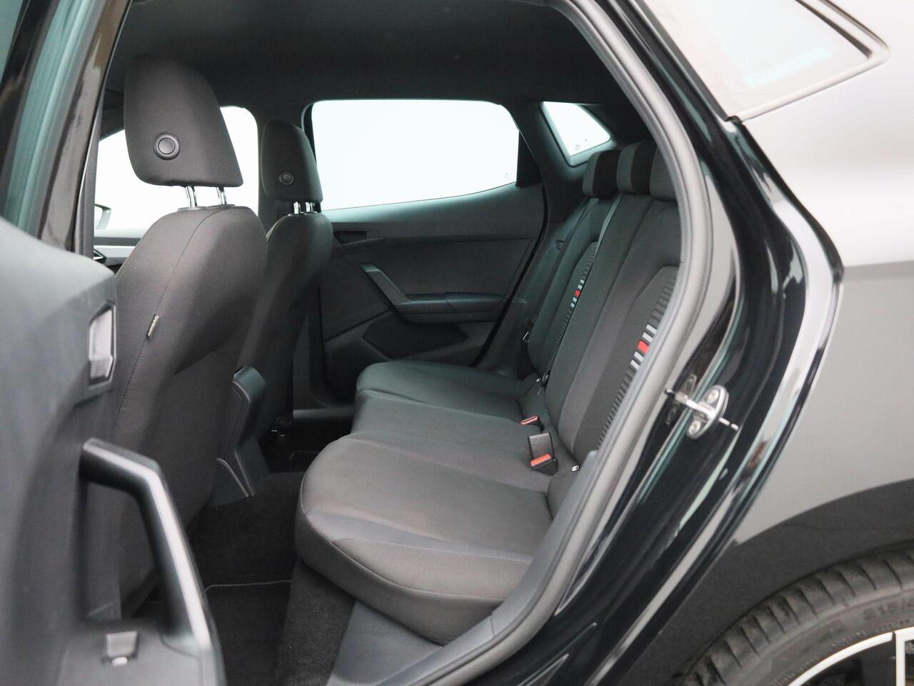 Seat IBIZA 1.0 TSI FR Business Intense | 18" LMV | Camera | PDC Voor + Achter | Full-Map Navigatie | Climate Control | Privacy Glass | Cruise Control & Snelheidsbegrenzer | Apple Carplay & Android Auto