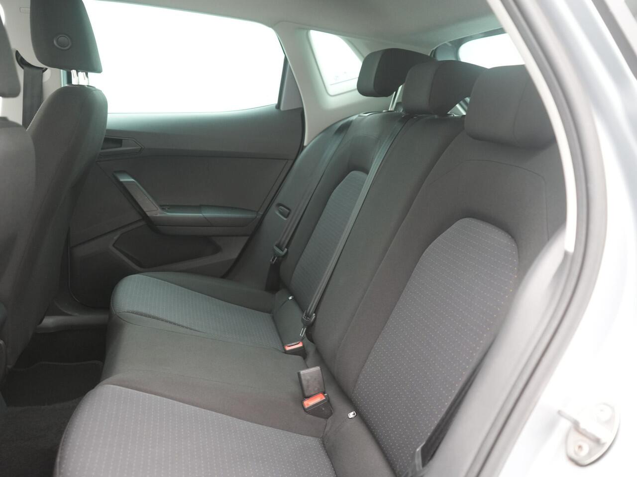 Seat IBIZA 1.0 EcoTSI Style Business Connect - RIJKLAARPRIJS - Facelift! - All Seasonbanden - Virtual Cockpit - Apple Carplay - Android Auto