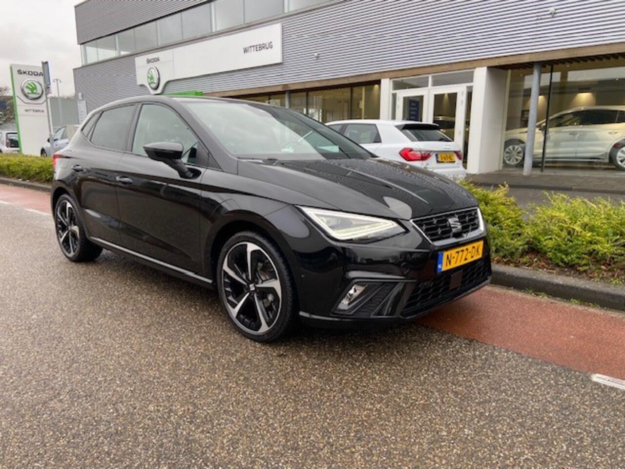Seat IBIZA 1.0 EcoTSI FR Business Intense / 18" LMV / LED Koplampen / Navi / Camera / Virtual Cockpit / CarPlay / Leder-Alcantara