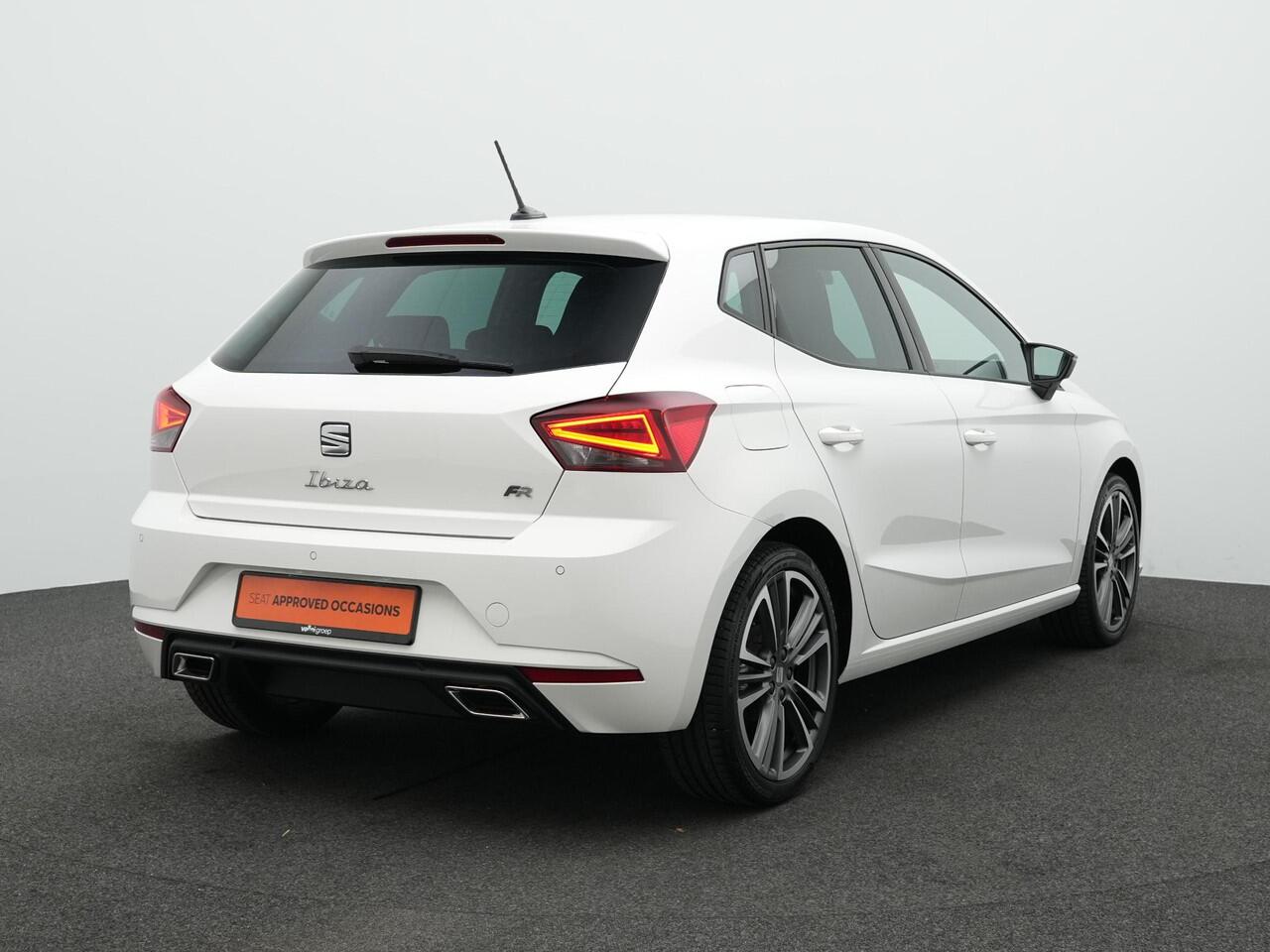 Seat IBIZA 1.0 EcoTSI 115 pk FR Anniversary | Parkeersensoren voor/achter | Sportstoelen | Carplay | Virtual Cockpit