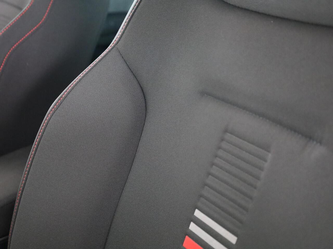 Seat IBIZA 1.0 EcoTSI FR 110 pk | Navigatie | Parkeersensoren | Achteruitrijcamera | Autom. airco | Apple Carplay/Android Auto |