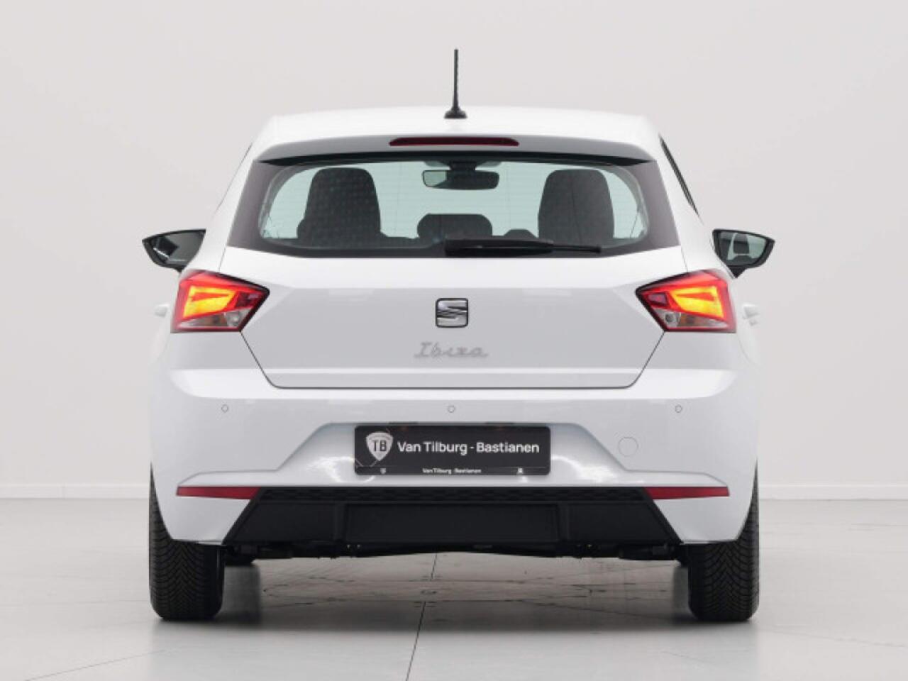 Seat IBIZA 1.0 EcoTSI Style Plus 95pk Hand. Achter sensoren, Apple carplay/Android auto, Multi Funct. Stuurwiel, Mistlampen *DEMO VOORDEEL*
