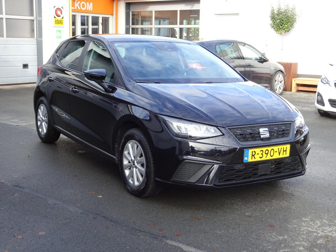 Seat IBIZA 1.0 EcoTSI Style Business Intense Automatische airco, navigatie, cruise controle, parkeersensoren voor en achter, licht metalen velgen, enz. GEEN IMPORT