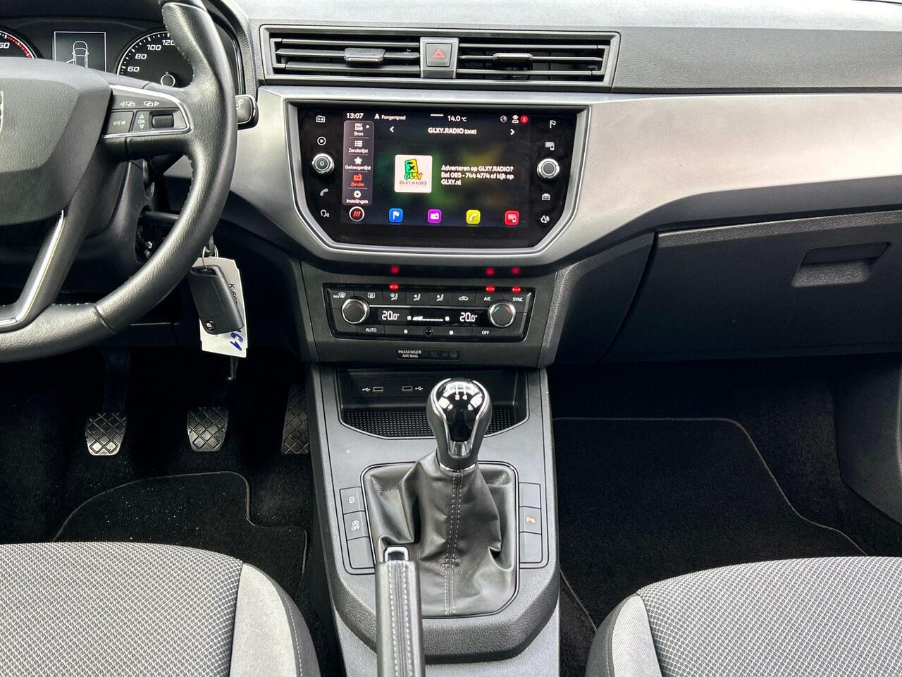 Seat IBIZA 1.0 TSI Style Business Intense 95pk | Parkeercamera | Navigatie | Lichtmetalen velgen | Cruise controle