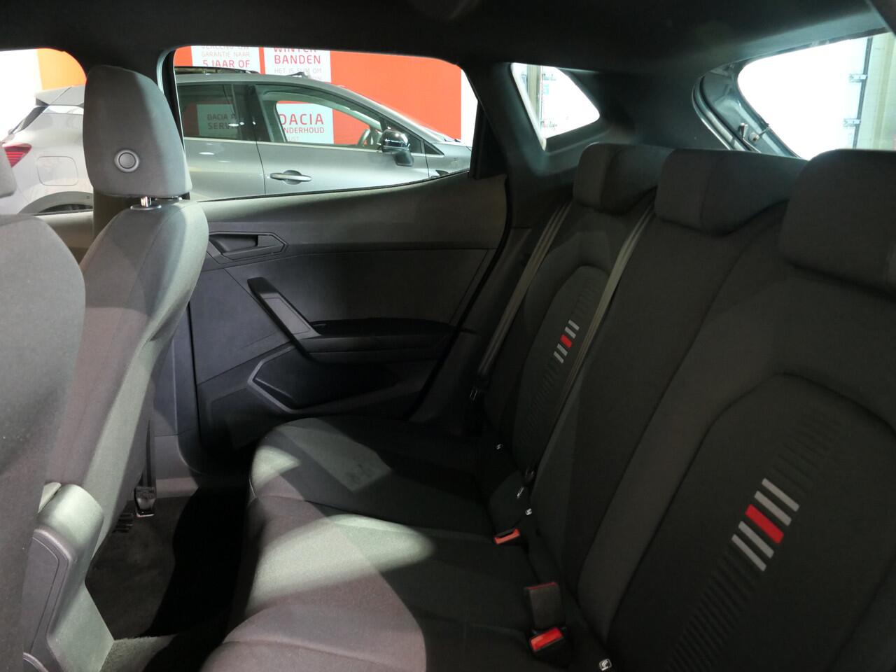 Seat IBIZA 1.0 TSI FR Business Intense - Occasion Lease vanaf ¤484 p/m - Automaat - Navi - Camera - Sensor v+a - Cruise - Apple carplay & Android auto