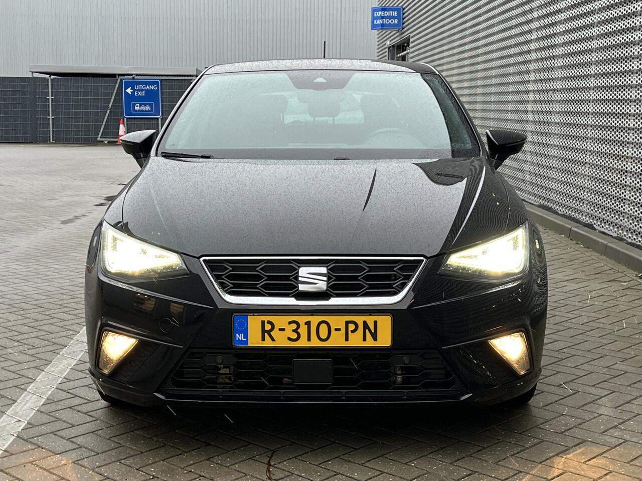 Seat IBIZA 1.5 TSI FR Sport 150pk DSG / App connect / Parkeersensoren V+A / Climate controle / Lichtmetaal 17 inch / P4