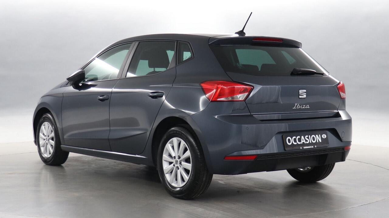 Seat IBIZA 1.0 EcoTSI 95pk Style Business Connect / Navigatie via App Connect / Stoelverwarming / Parkeersensoren