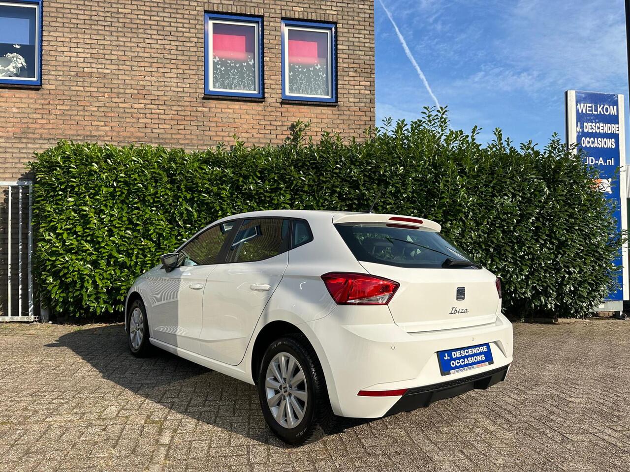 Seat IBIZA 1.0 MPI Style Climate C, Cruise C, Navigatie, Lmv!!!!