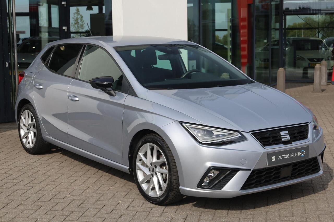 Seat IBIZA 1.0 EcoTSI FR navigatie grootbeeld leder alcantara cruise control FR FULL Led cruise control parkeersensoren multifunctioneel lederen stuurwiel dealer onderhouden