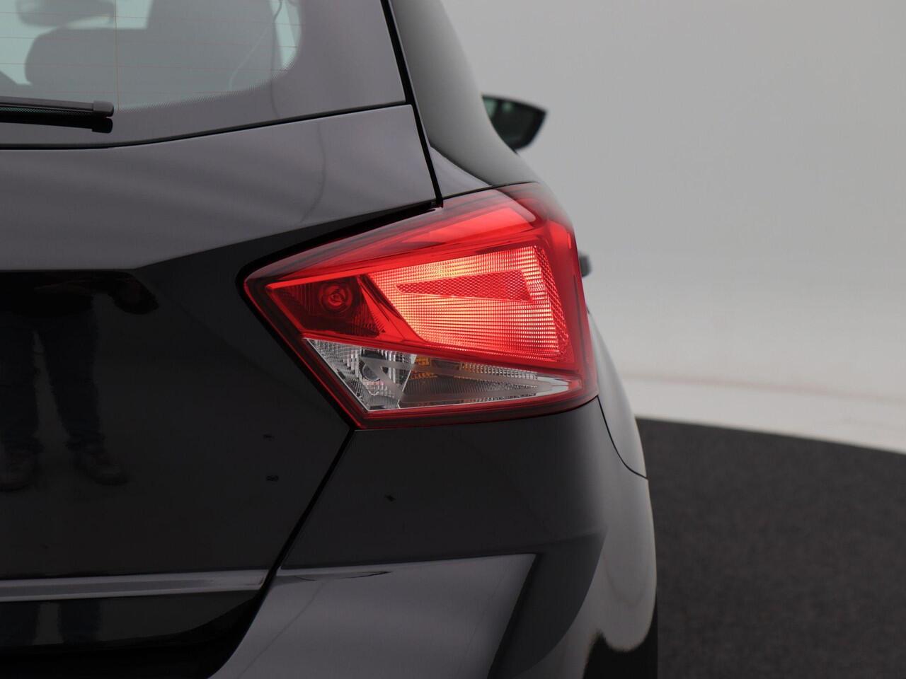 Seat IBIZA Style Plus 1.0 TSI 95PK | Parkeersensoren | Airco | Cruise control | DAB radio