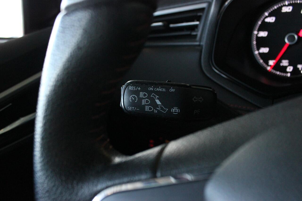 Seat IBIZA 1.0 TSI FR Business Intense Camera | Full LED | Carplay | Cruise | Navi | Clima | Bluetooth | 18" LMV | PDC