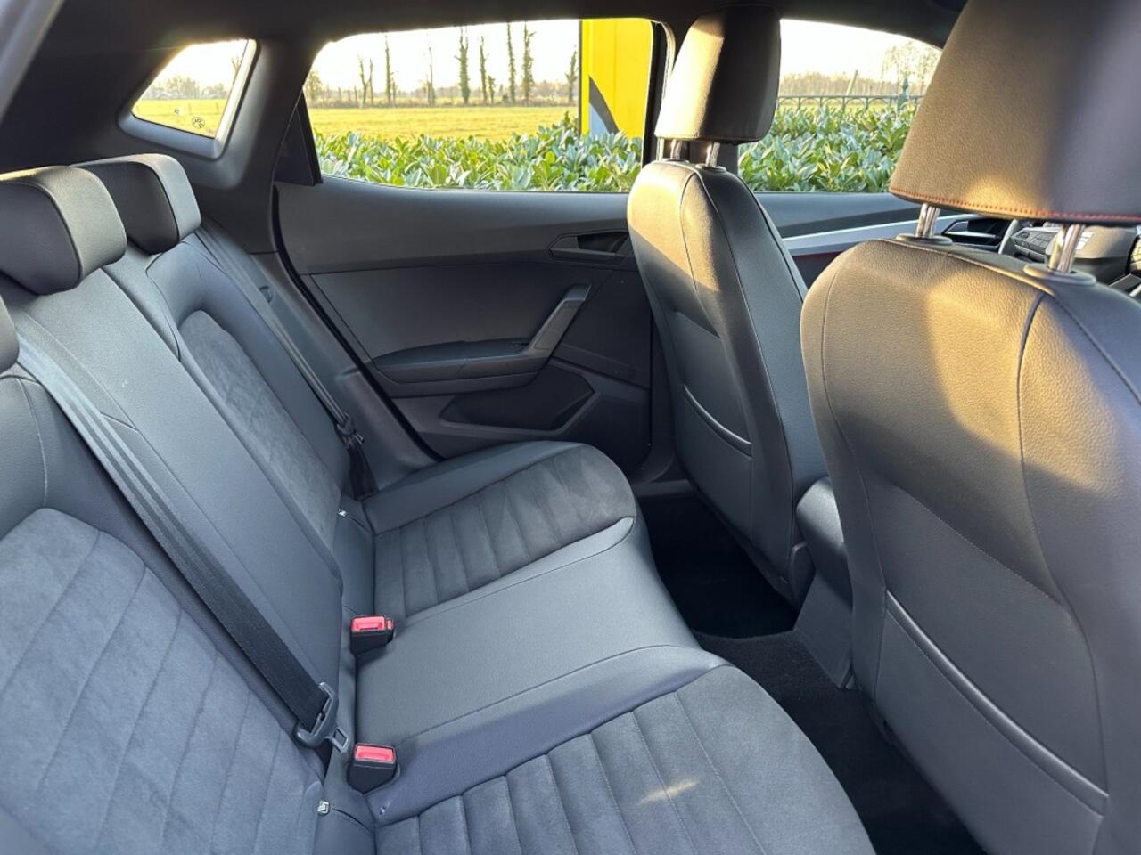 Seat IBIZA 1.0 TSI 70 kW FR Led / Keyless / ACC