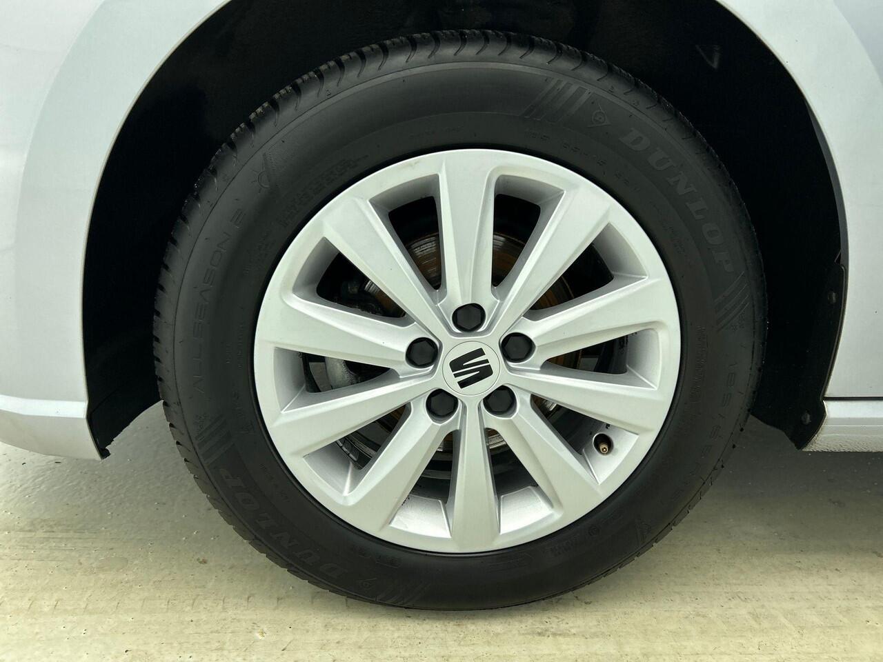 Seat IBIZA 1.0 EcoTSI Style Business Connect | Navigatie | Apple Carplay/Android Auto | Parkeersensoren | Cruise Control | Stoelverwarming | Virtual Cockpit | Lichtmetalen velgen | Climate Control