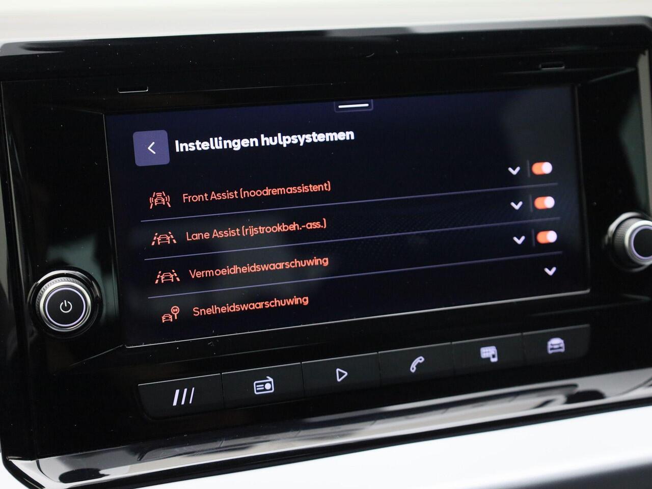 Seat IBIZA 1.0TSI/95PK FR · Navigatie · Apple Car Play · Parkeersensoren · Garantie tot mei 2028 of 80000km.