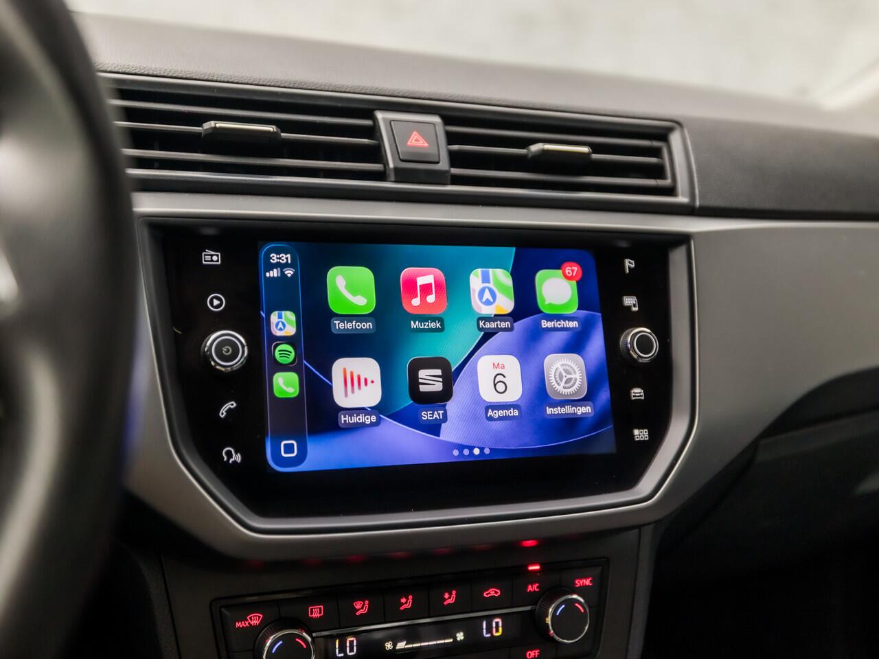 Seat IBIZA 1.0 TSI Sport (APPLE CARPLAY, GROOT NAVI, CLIMATE, CRUISE, SPORTSTOELEN, PARKEERSENSOREN, GETINT GLAS, LM VELGEN, NIEUWSTAAT)