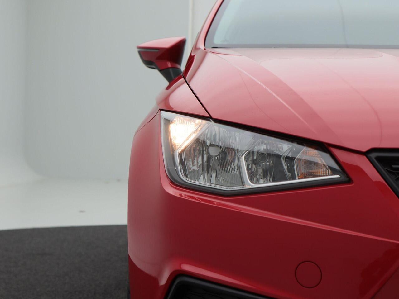 Seat IBIZA 1.0 TSi Style | Climate Controle | 15 Inch | CarPlay | Cruise Controle | Parkeersensoren | 60.042 Km!!