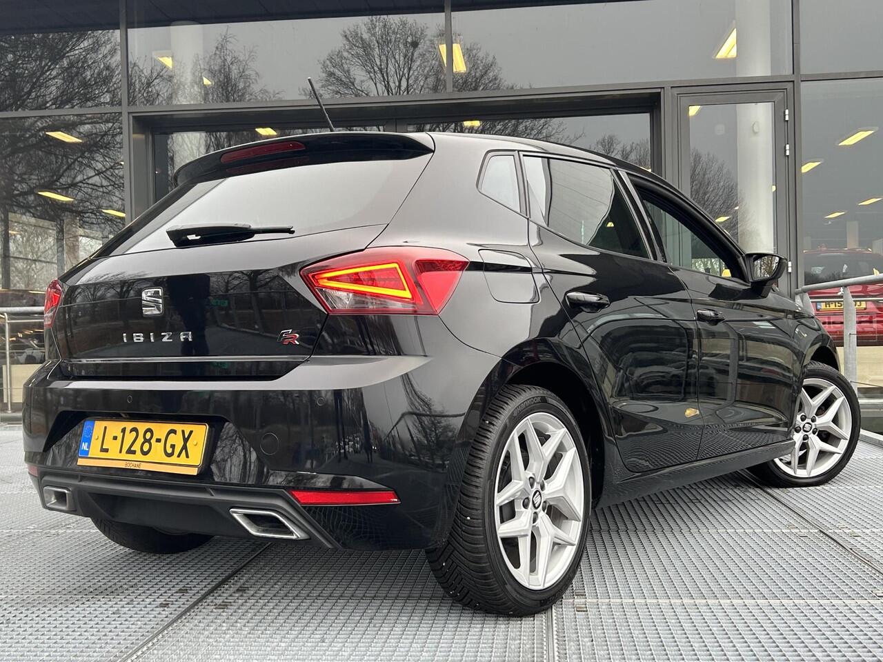 Seat IBIZA 1.0 TSI FR Business Intense | Achteruitrijcamera | Navigatie | Carplay/Android | Cruise Control