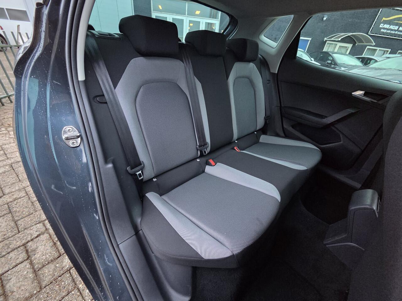 Seat IBIZA 1.0 TSI Style Business Intense NAVIGATIE|APPLE CARPLAY|CRUISE CONTROL|ECC/AIRCO|STOELVERWARMING|BLUE TOOTH TELEFONIE|PDC ACHTER|18 INCH|DEALER ONDERHOUDEN Maandag tot Vrijdag geopend van 09.00 uur tot 20.00 uur en Zaterdag van 09.00 tot 18.00 uur