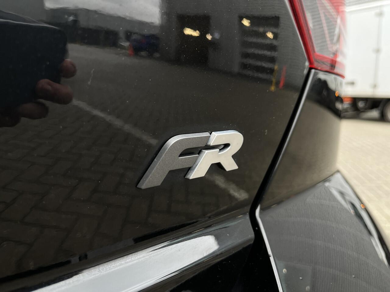 Seat IBIZA 1.0 TSI 110PK FR / Facelift / Digitale Cockpit / Panoramadak / Led / Achteruitrijcamera / Lane Assist / Beats Audio