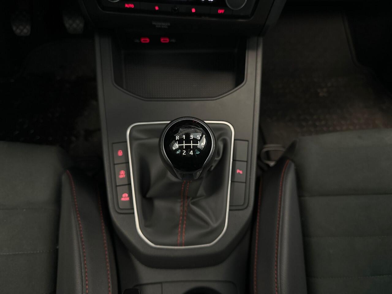 Seat IBIZA 1.0 95pk EcoTSI FR App-Connect | Cruise Control | Parkeersensoren Vóór & Achter