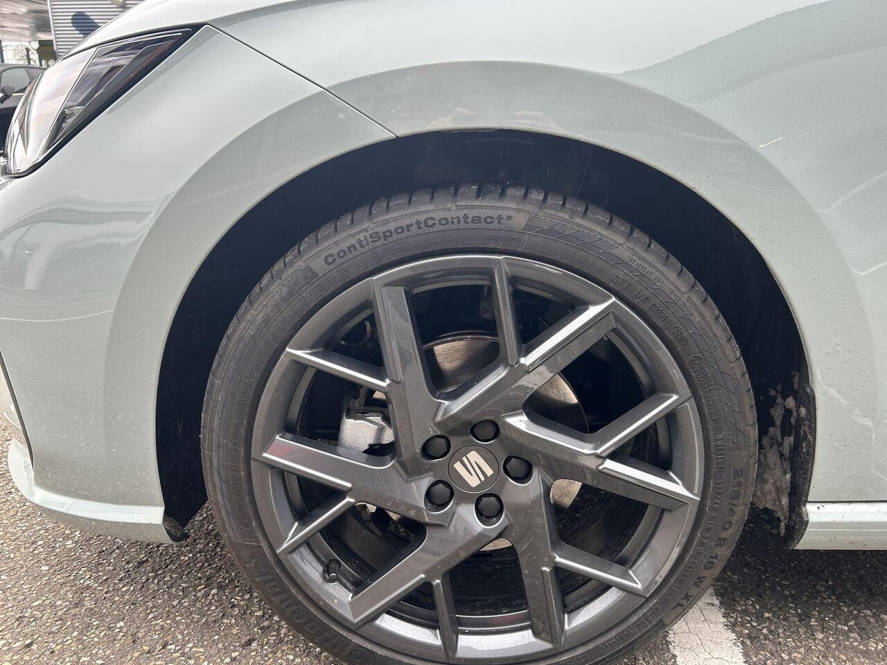 Seat IBIZA FR Business Connect 1.0 TSI 85kW / 115pk Hatchback | Panorama dak | 18'' inch Velgen | Seat Audio